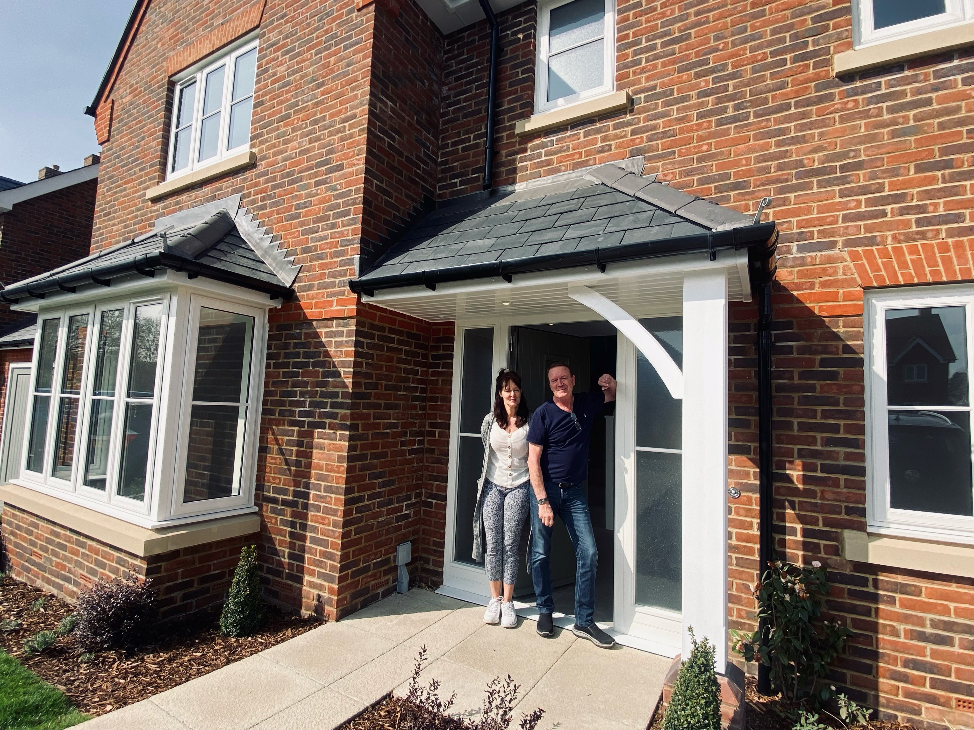 Oakford Homes welcomes first owner to Tulipa